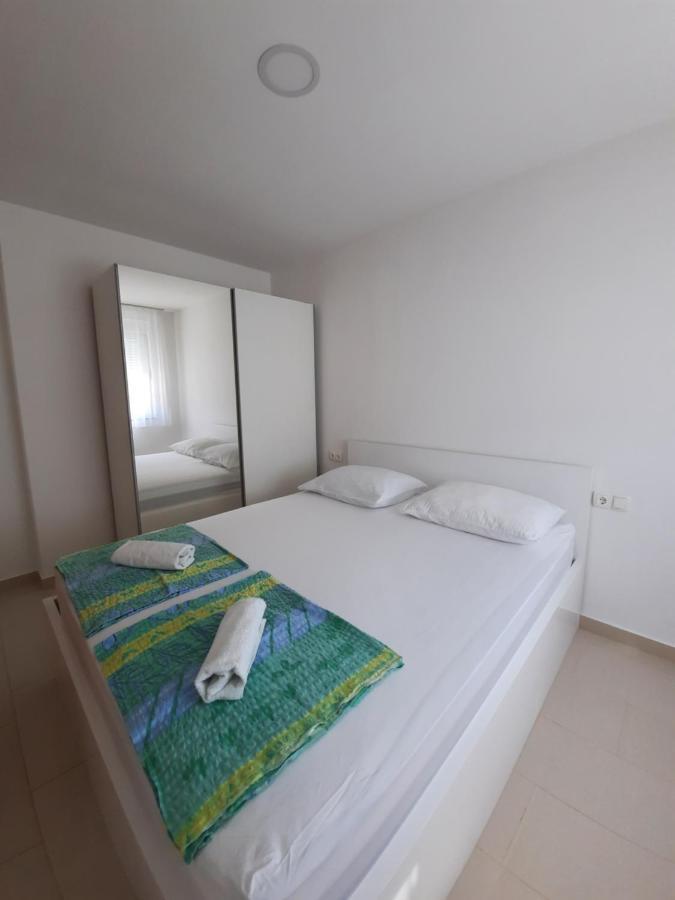 Apartmani Perla Neum Esterno foto